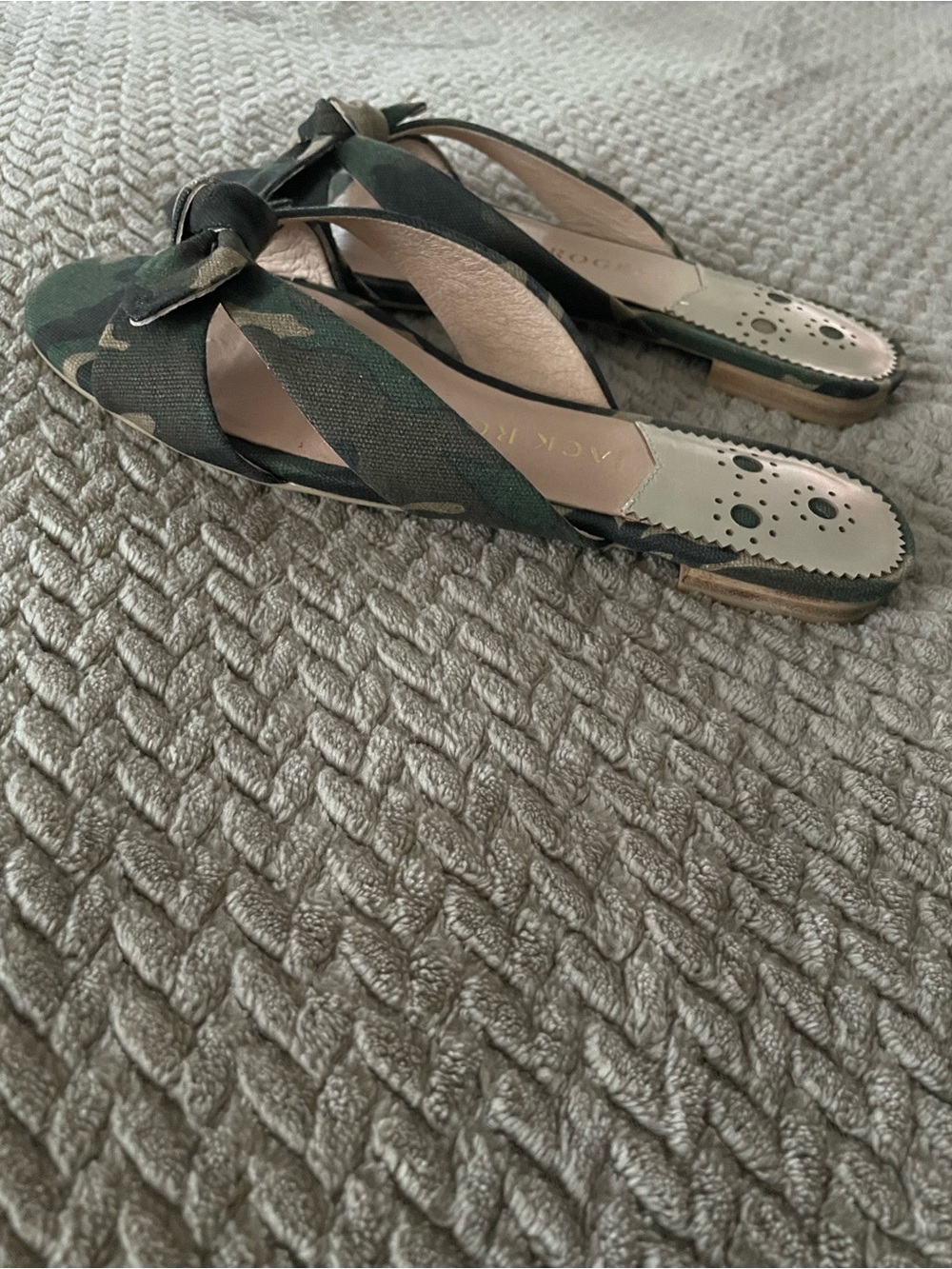 Jack Rogers Tilly Cris Cross Knot Slide - Picture 3 of 5